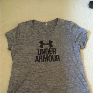 Gray Short Sleeve Under Armor Tee